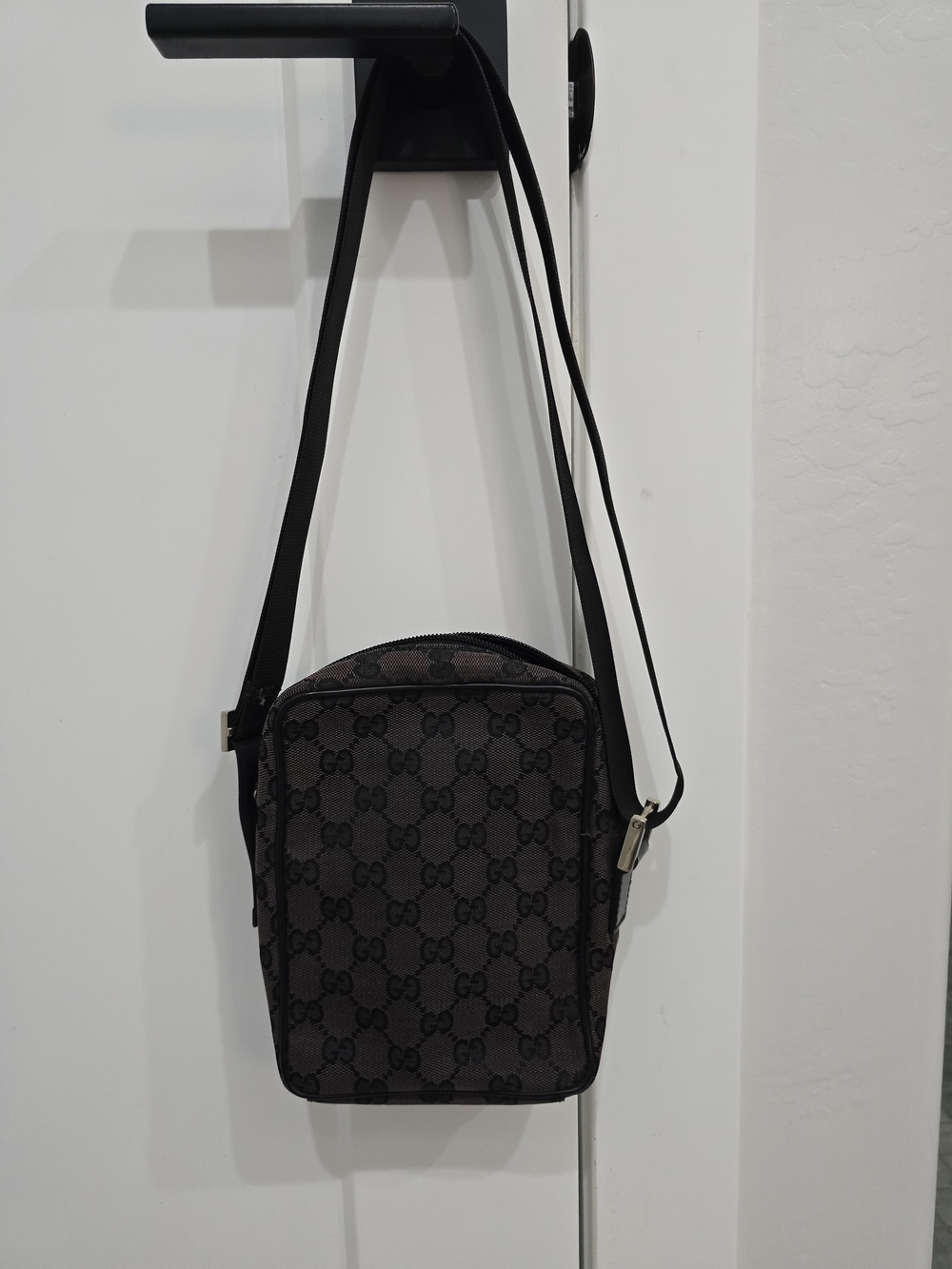 EUC Gucci Brown GG Canvas Small Crossbody Bag - Picture 13 of 13